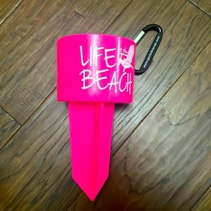 Hot pink beverage holder stake
